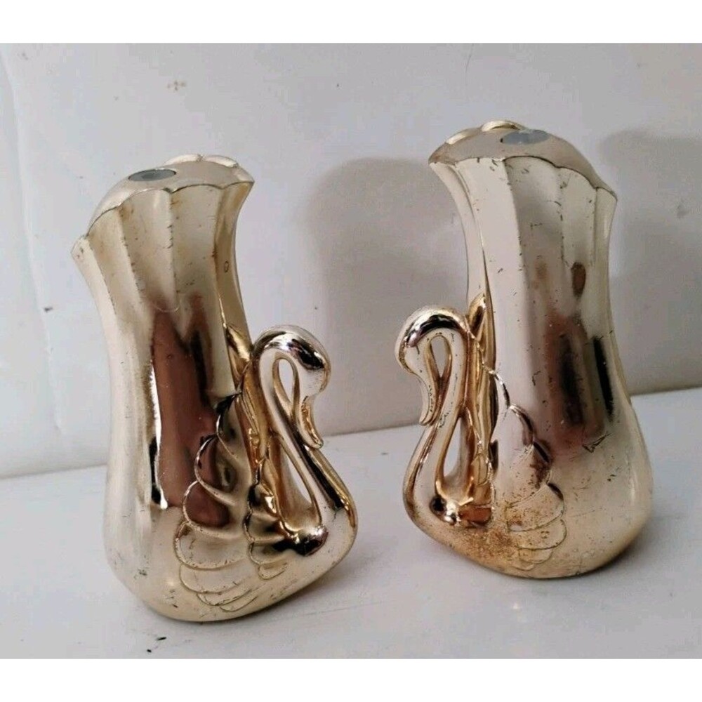 Vintage Mid Century Gold Gilded Ceramic Swan Cornucopia Salt Pepper Shakers 2.5"